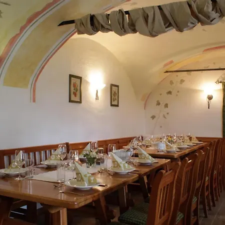 Winzerhof Strablegg 팜스테이