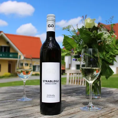 Bauernhof Winzerhof Strablegg *