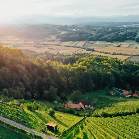 Bauernhof Winzerhof Strablegg *